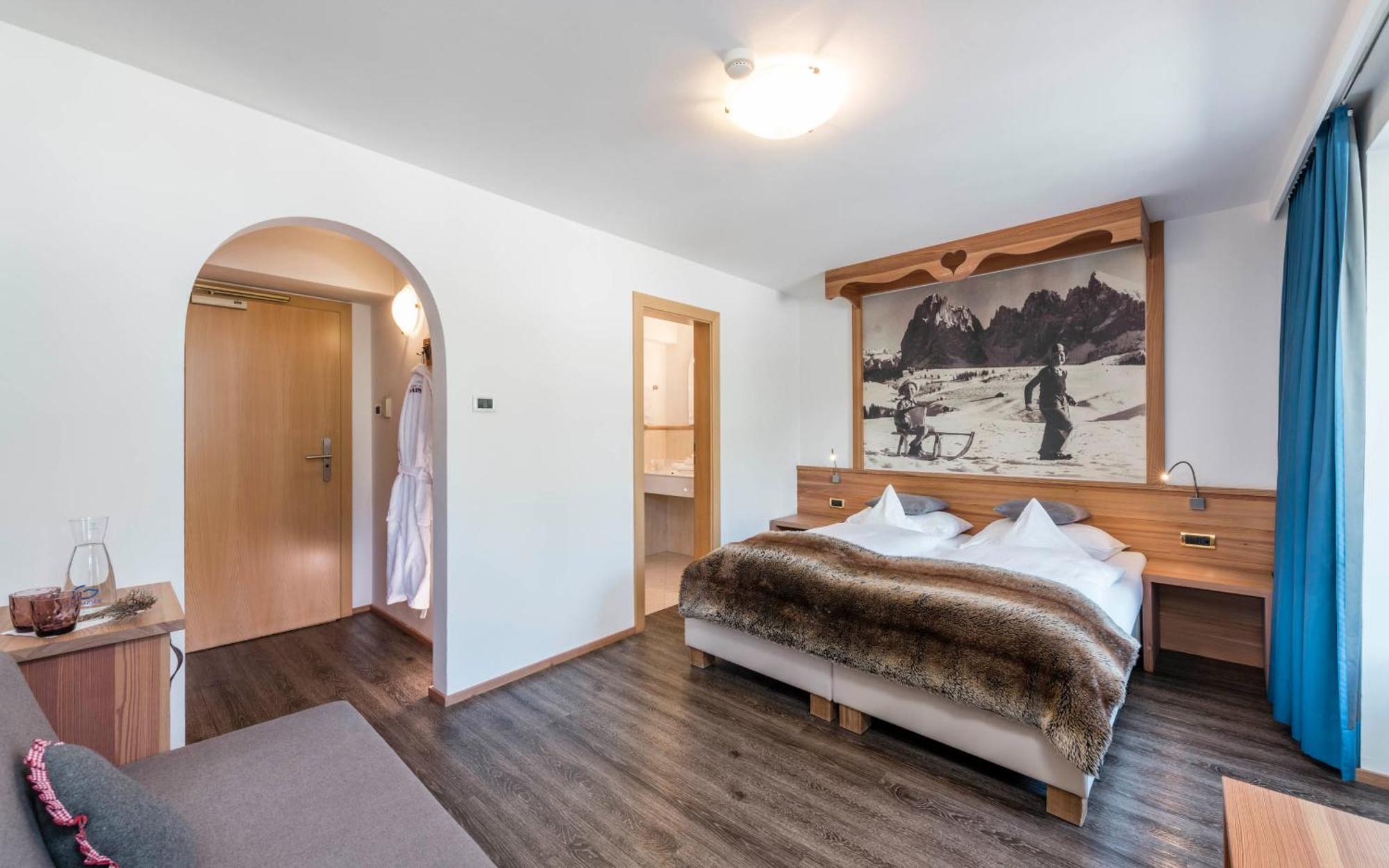 Rainell Dolomites Retreat Ξενοδοχείο Ορτιζέι Δωμάτιο φωτογραφία