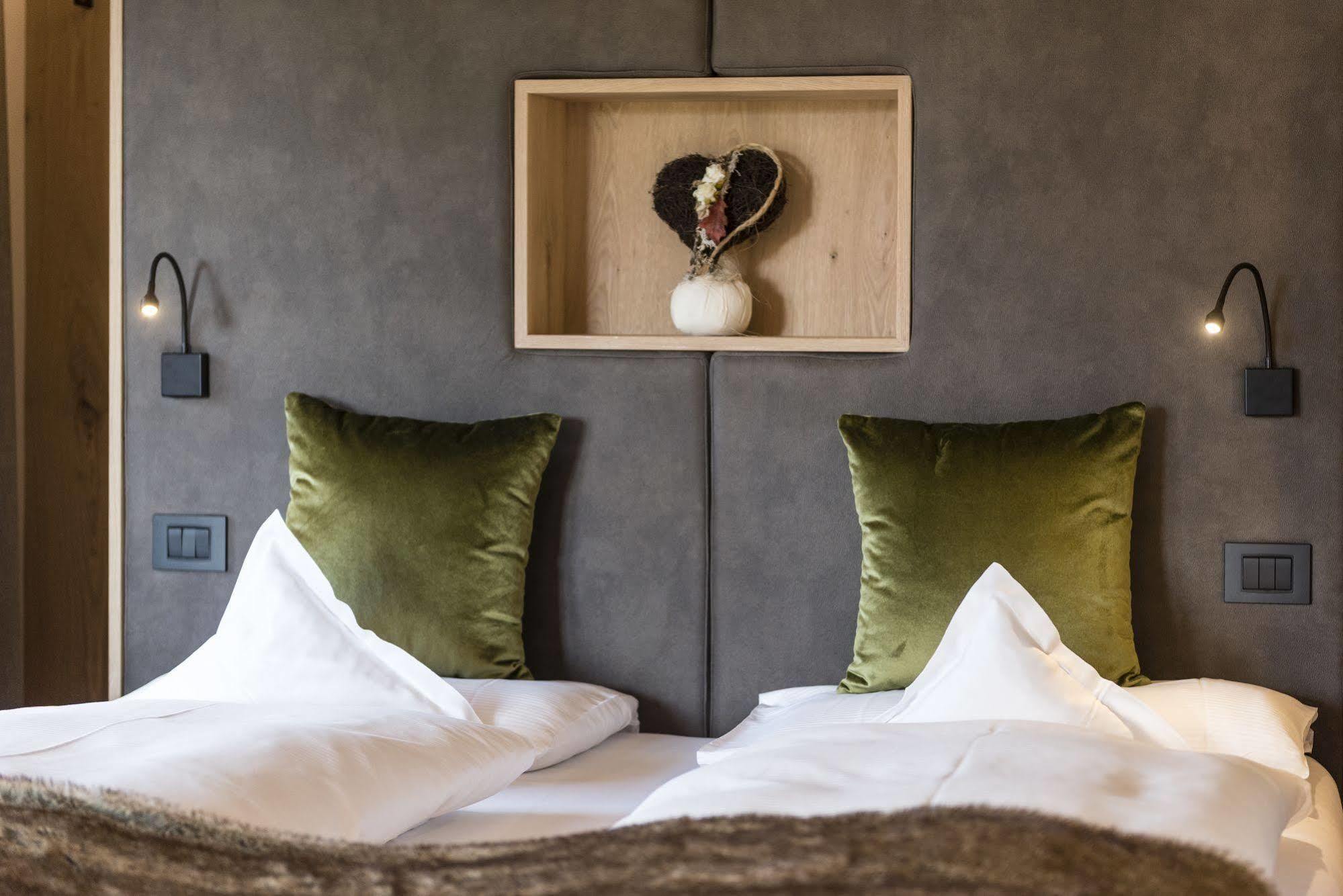 Rainell Dolomites Retreat Ξενοδοχείο Ορτιζέι Εξωτερικό φωτογραφία