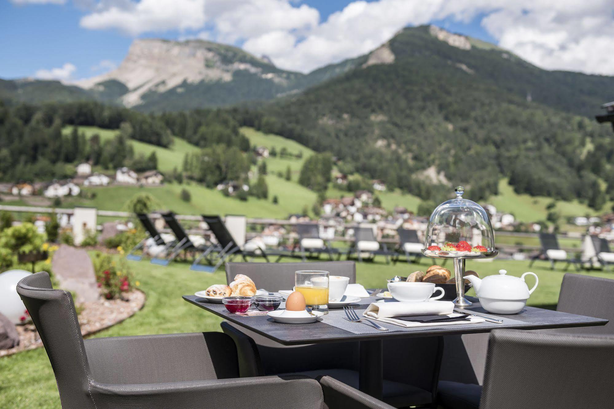 Rainell Dolomites Retreat Ξενοδοχείο Ορτιζέι Εξωτερικό φωτογραφία