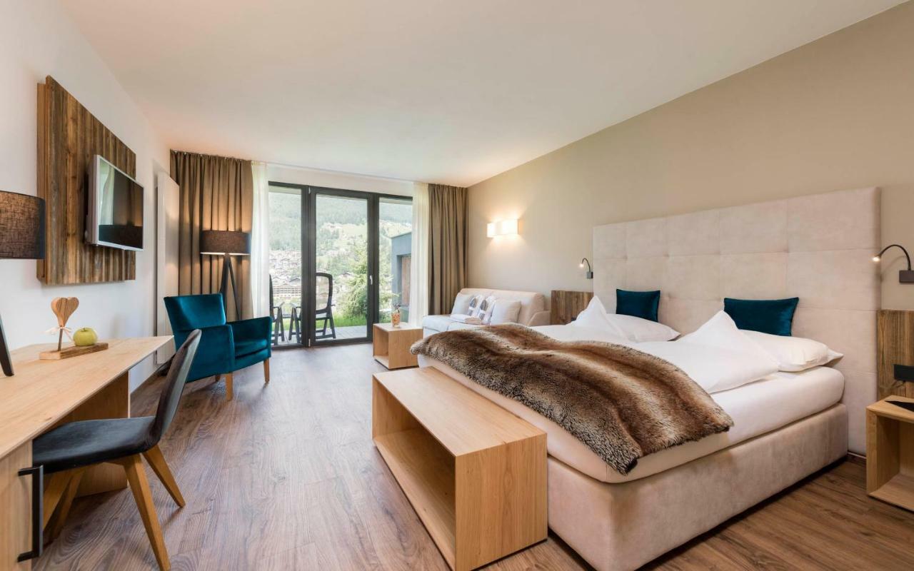 Rainell Dolomites Retreat Ξενοδοχείο Ορτιζέι Δωμάτιο φωτογραφία